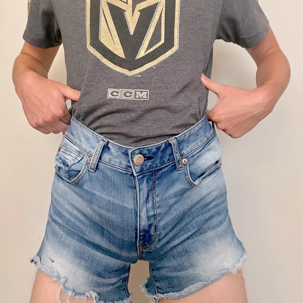 American Eagle Super Stretch Shorts Size 10